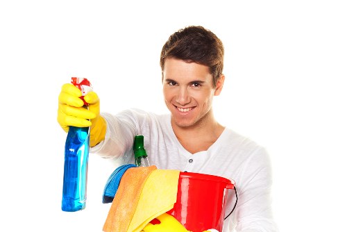 Deep cleaning of a hard floor surface in a Hounslow property